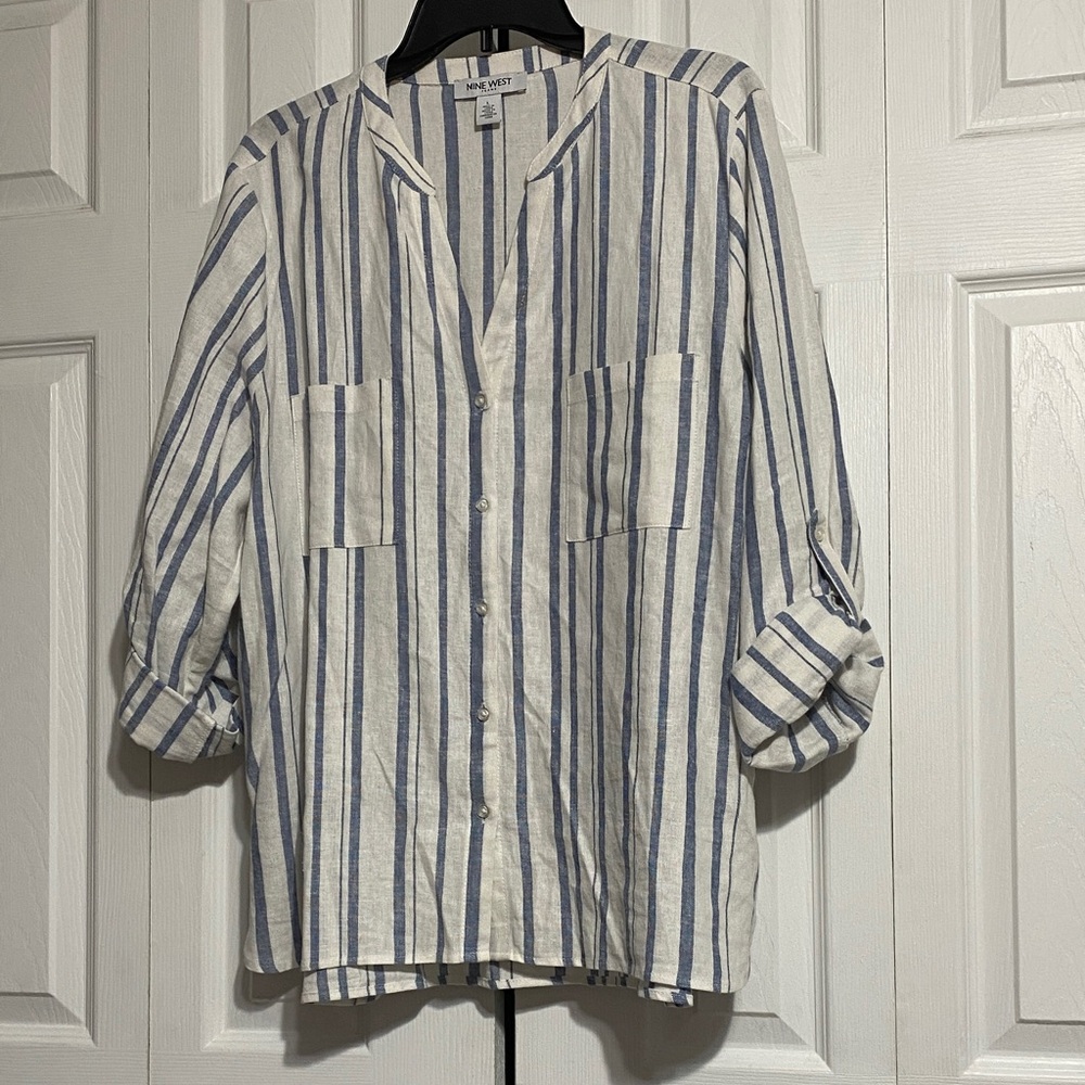 Nine Weat linen blend button down V neck shirt blouse top size LARGE